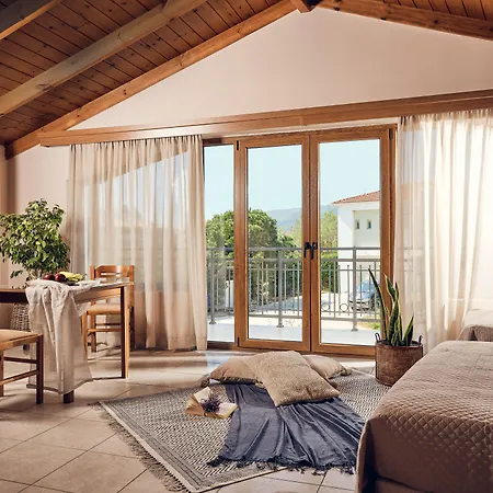 Alkyonis Apart Otel 4*