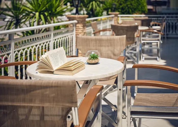 Aparthotel Alkyonis 4*