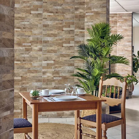 Ξενοδοχείο με διαμερίσματα Alkyonis Λαγανάς