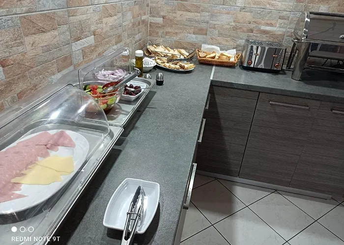 Ξενοδοχείο με διαμερίσματα Alkyonis Λαγανάς