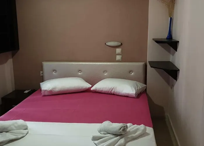 Ξενοδοχείο με διαμερίσματα Alkyonis 3*